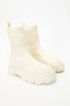 Cream Knitted Runner Boots -Claasyoo Shop 00100035108 XS