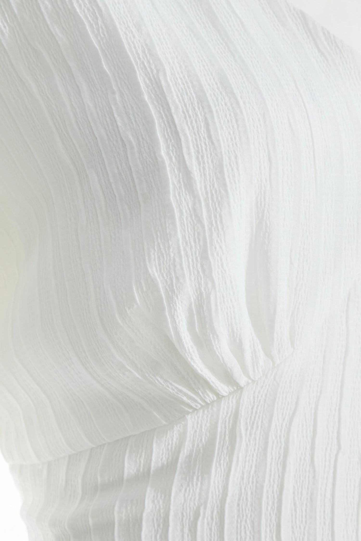 White Textured Tie Back Crop Top 8 White Textured Tie Back Crop Top - Image 6